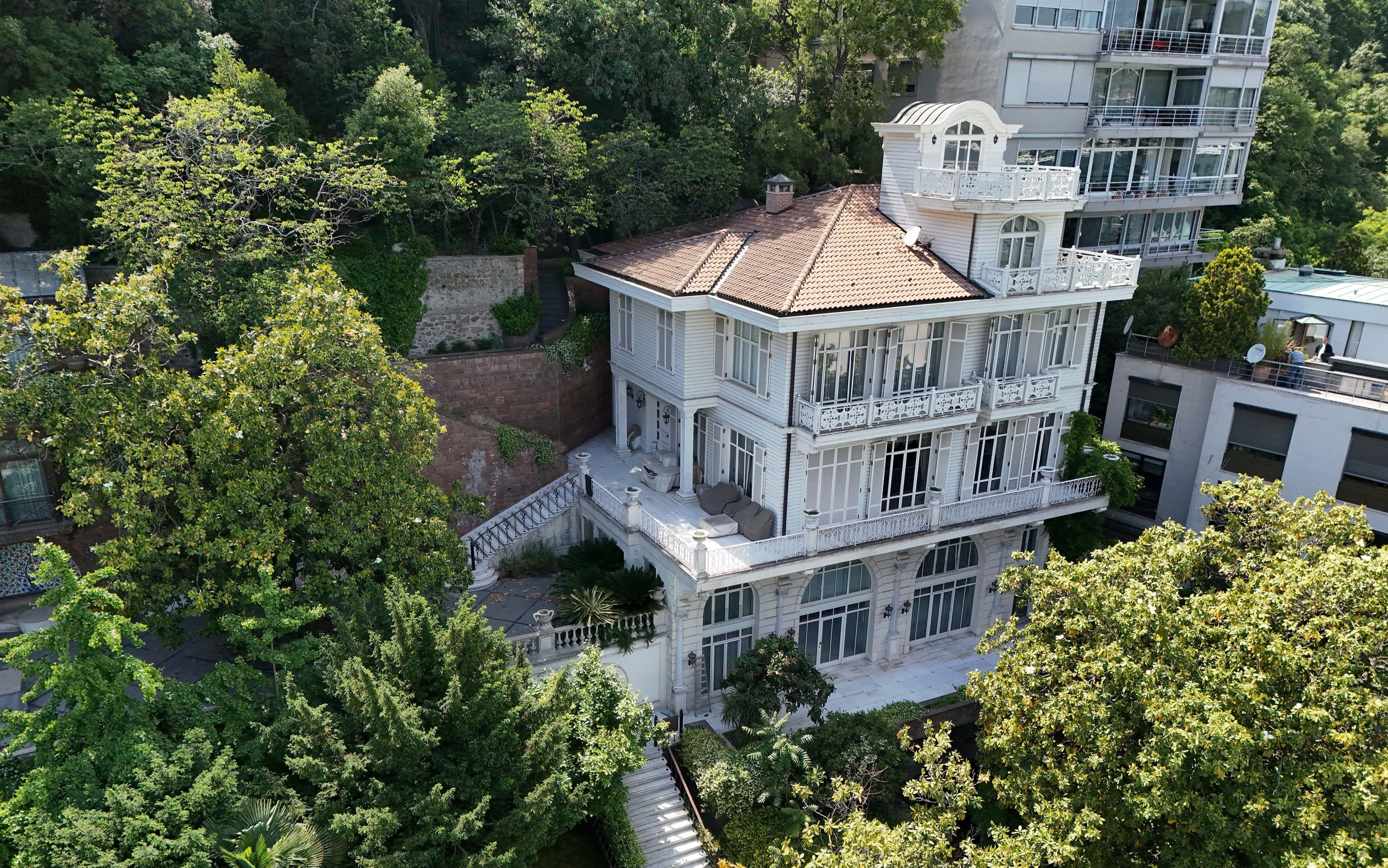 FETÖ firarisi Akın İpek’in Beyaz Köşk'ü yeniden satışta - 1. Resim