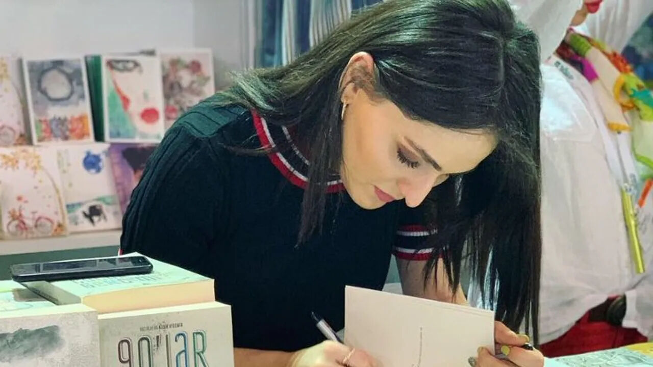 Kızılcık Şerbeti senaristi Merve Göntem kimdir? Dizinin yayından kaldırılacağı iddiaları ile gündeme geldi! - 3. Resim