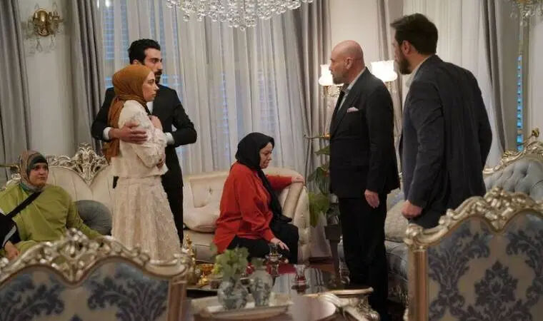 Kızılcık Şerbeti senaristi Merve Göntem kimdir? Dizinin yayından kaldırılacağı iddiaları ile gündeme geldi! - 6. Resim