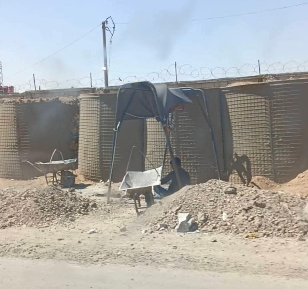 Rakka’da YPG’nin gizli tünelleri ortaya çıktı: Türkiye’ye doğru kazılıyor! Rakka’da YPG’nin gizli tünelleri ortaya çıktı: Türkiye’ye doğru kazılıyor! - 1. Resim