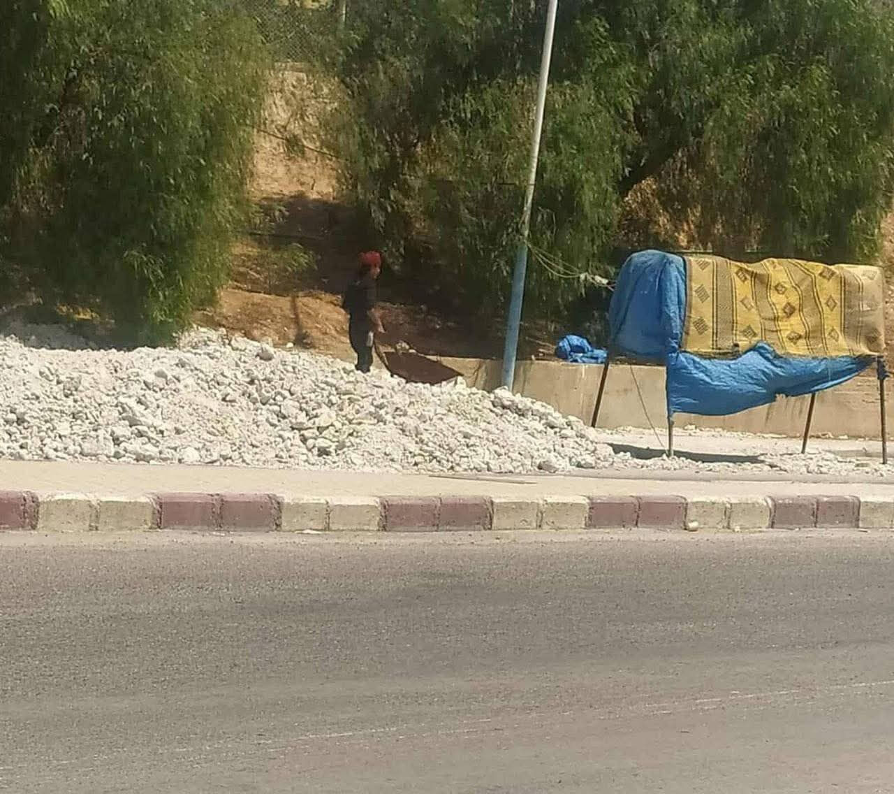 Rakka’da YPG’nin gizli tünelleri ortaya çıktı: Türkiye’ye doğru kazılıyor! Rakka’da YPG’nin gizli tünelleri ortaya çıktı: Türkiye’ye doğru kazılıyor! - 2. Resim