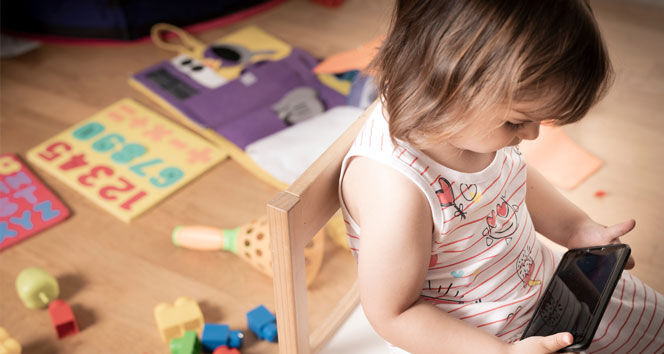 Uzmanlar uyardı! Ekran bağımlılığı, vücudu savunmasız bırakıyor Uzmanlar uyardı! Ekran bağımlılığı, vücudu savunmasız bırakıyor - 3. Resim