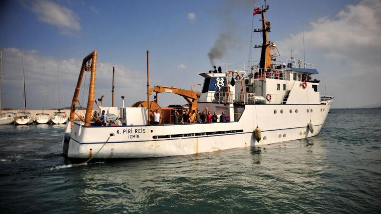 Yunanistan Piri Reis’ten korktu! "Namlular Türkiye'ye dönük, eller tetikte" Yunanistan Piri Reis’ten korktu! "Namlular Türkiye'ye dönük, eller tetikte"