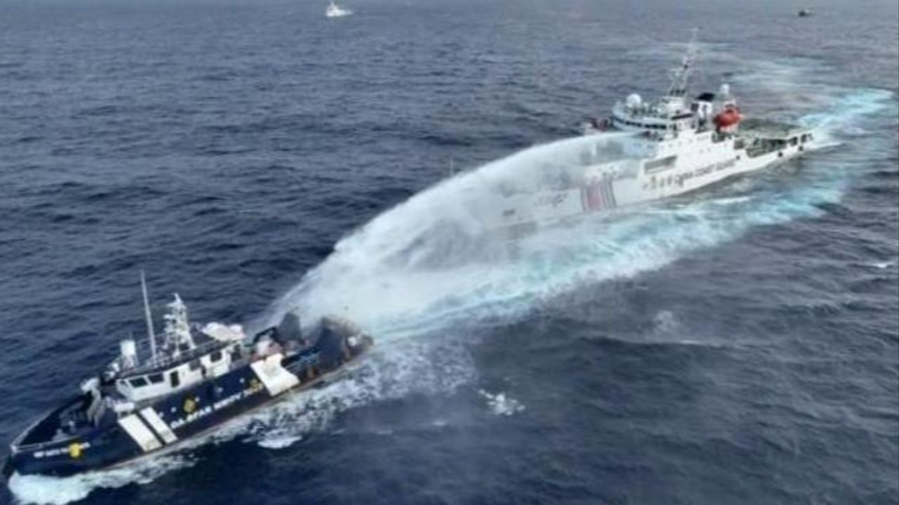  -Çin, Filipin gemisini hedef aldı