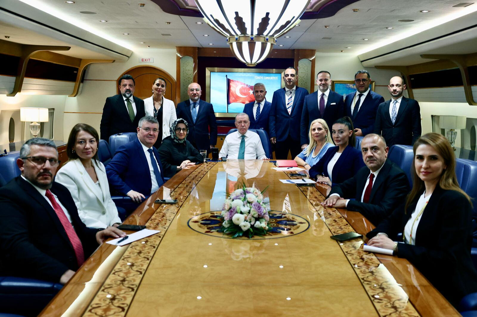 Cumhurbaşkanı Erdoğan müjdeyi verdi! Dar gelirli ev sahibi olacak, yeni sosyal konut projesi geliyor Cumhurbaşkanı Erdoğan müjdeyi verdi! Dar gelirli ev sahibi olacak, yeni sosyal konut projesi geliyor - 1. Resim