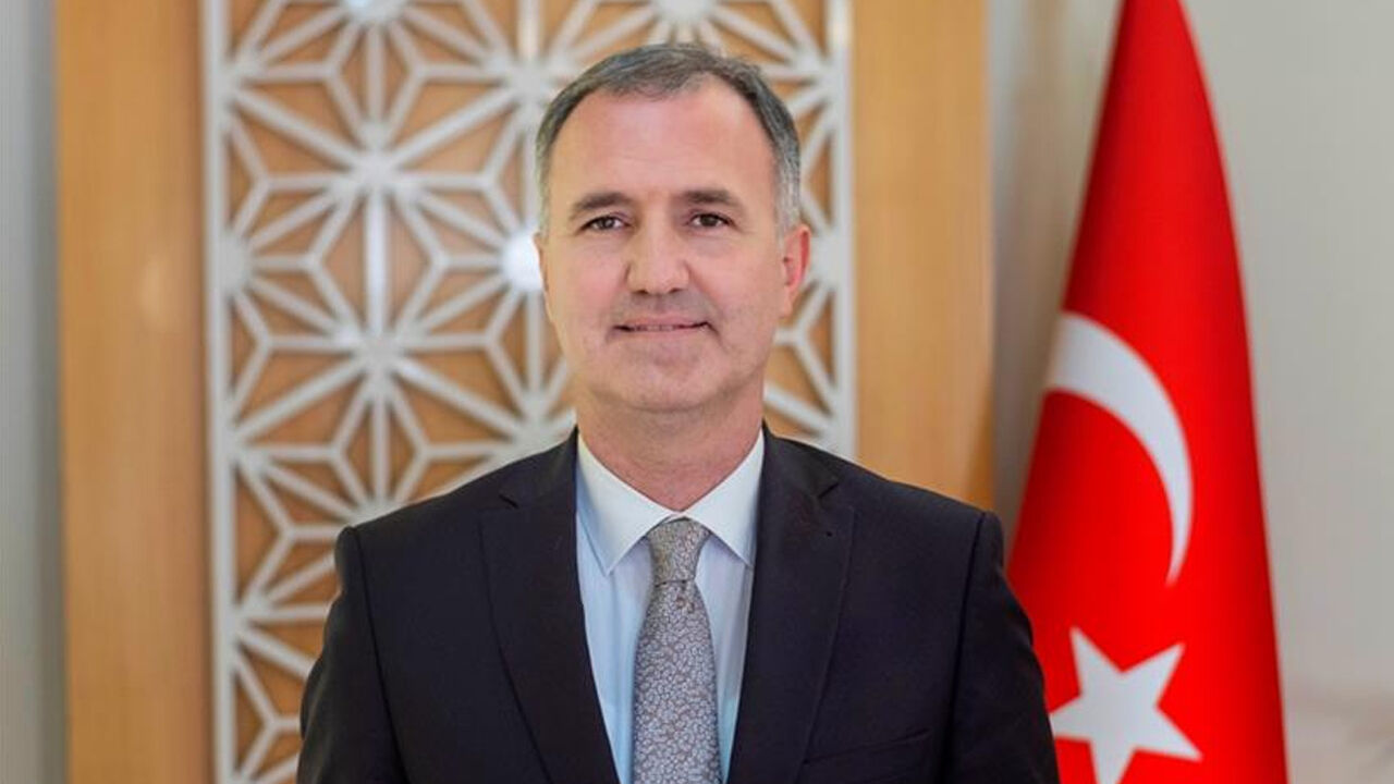 Engelli satıcının parası çalındı! Zararı belediye başkanı karşıladı - 1. Resim