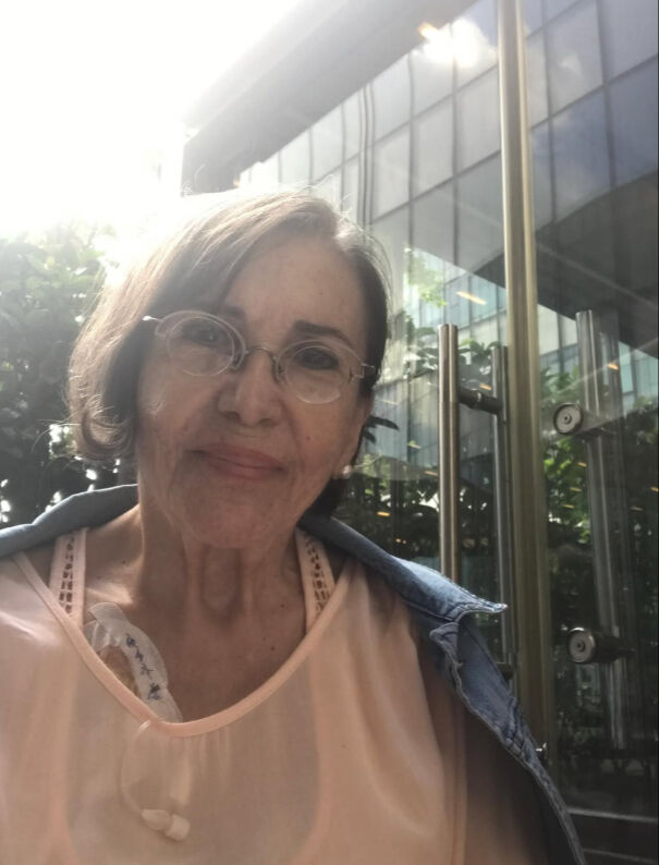 Gül Onat'ın hastalığı ne, sağlık durumu nasıl? Ünlü oyuncu açıklama yaptı - 1. Resim