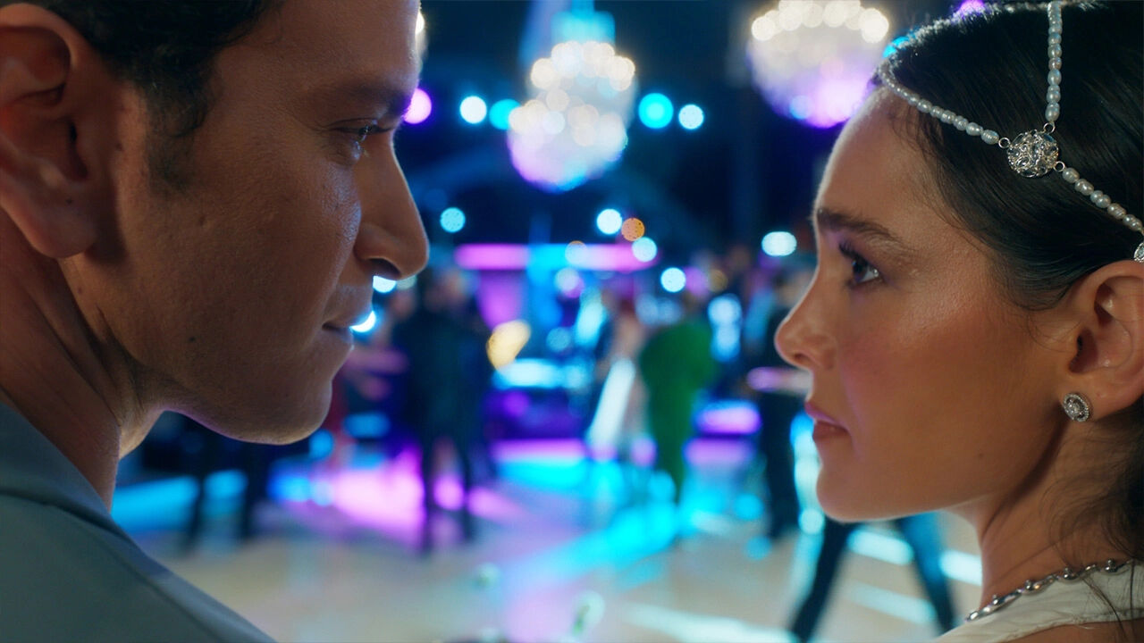 Kıskanmak dizisi gerçek hikaye mi, kurgu mu? Nahid Sırrı Örik’in romanı beyaz perde de yer aldı! Kıskanmak dizisi gerçek hikaye mi, kurgu mu? Nahid Sırrı Örik’in romanı beyaz perde de yer aldı! - 3. Resim