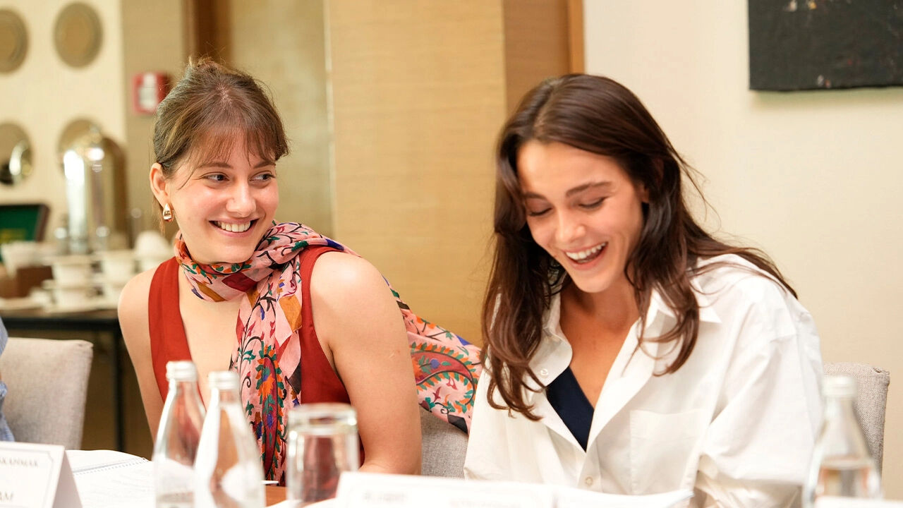 Kıskanmak dizisi Nalan kimdir, kaç yaşında, nereli? Beril Pozam’ın hayatı ve biyografisi - 3. Resim