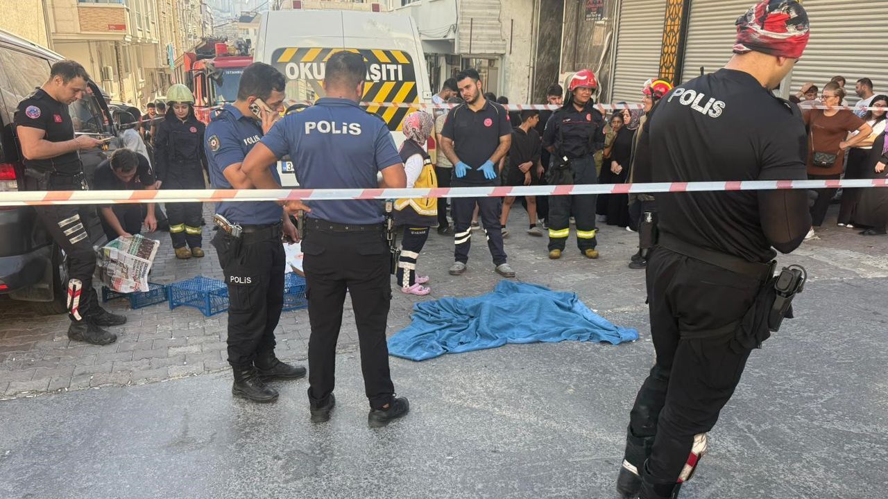  -Minibüsün altında kalan anne oğlu, ölüm ayırdı