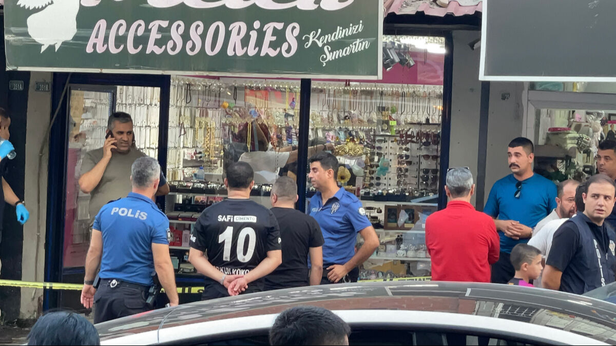 Takı dükkanında şüpheli ölüm! Dükkandan gelen kokular gerçeği ortaya çıkardı - 1. Resim