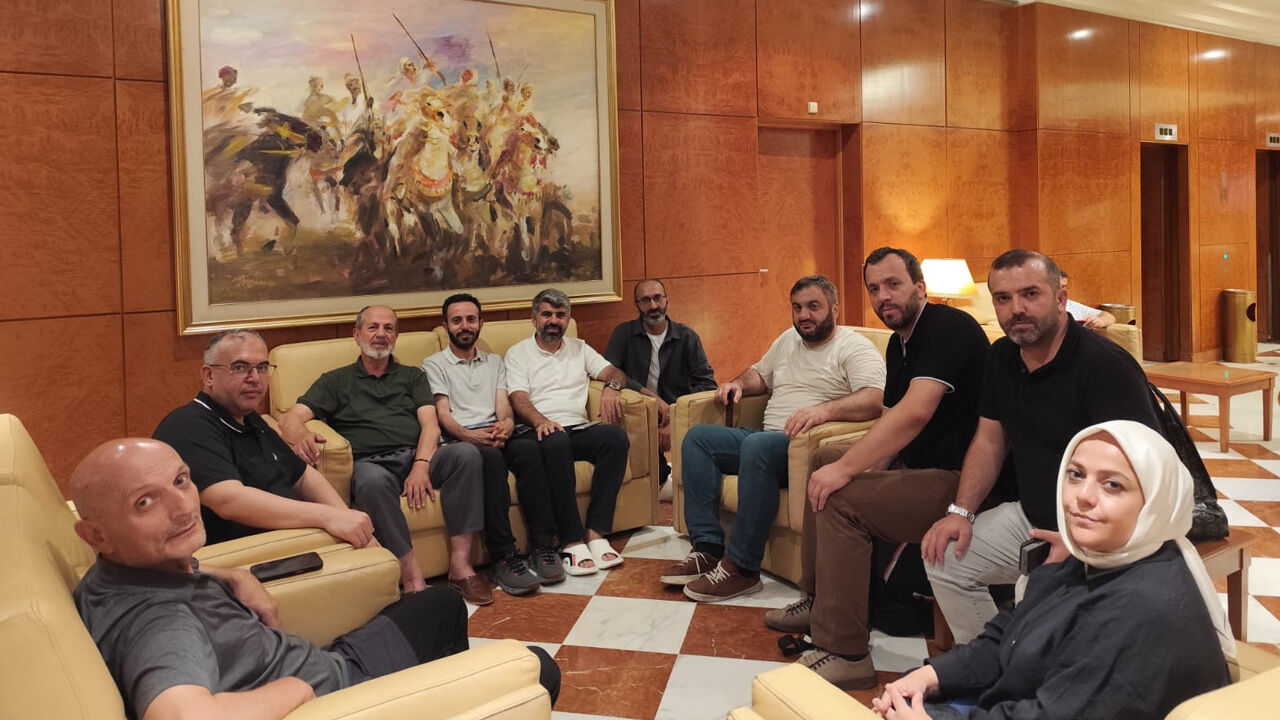 Türk milletvekillerini rehin alacaklardı! İsrail'in kirli planı bozuldu Tunus’tan Gazze’ye giden filoya katılmayı planlayan Türk milletvekilleri listeden çıkarıldı. Vekiller gibi listeden çıkarılan bazı Türk vatandaşları da ülkeye dönüş yaptı.