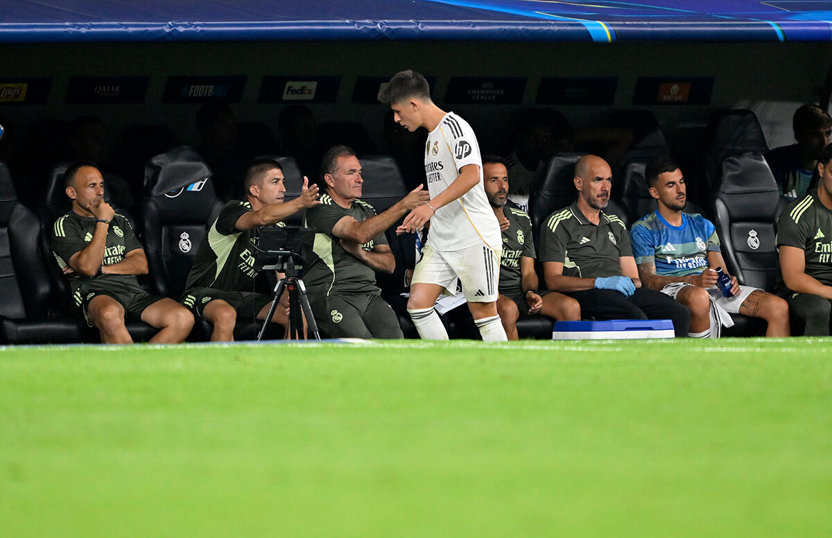 Devler Ligi'nde büyük hata: Arda Güler gündem oldu! Alonso'dan açıklama geldi - 3. Resim