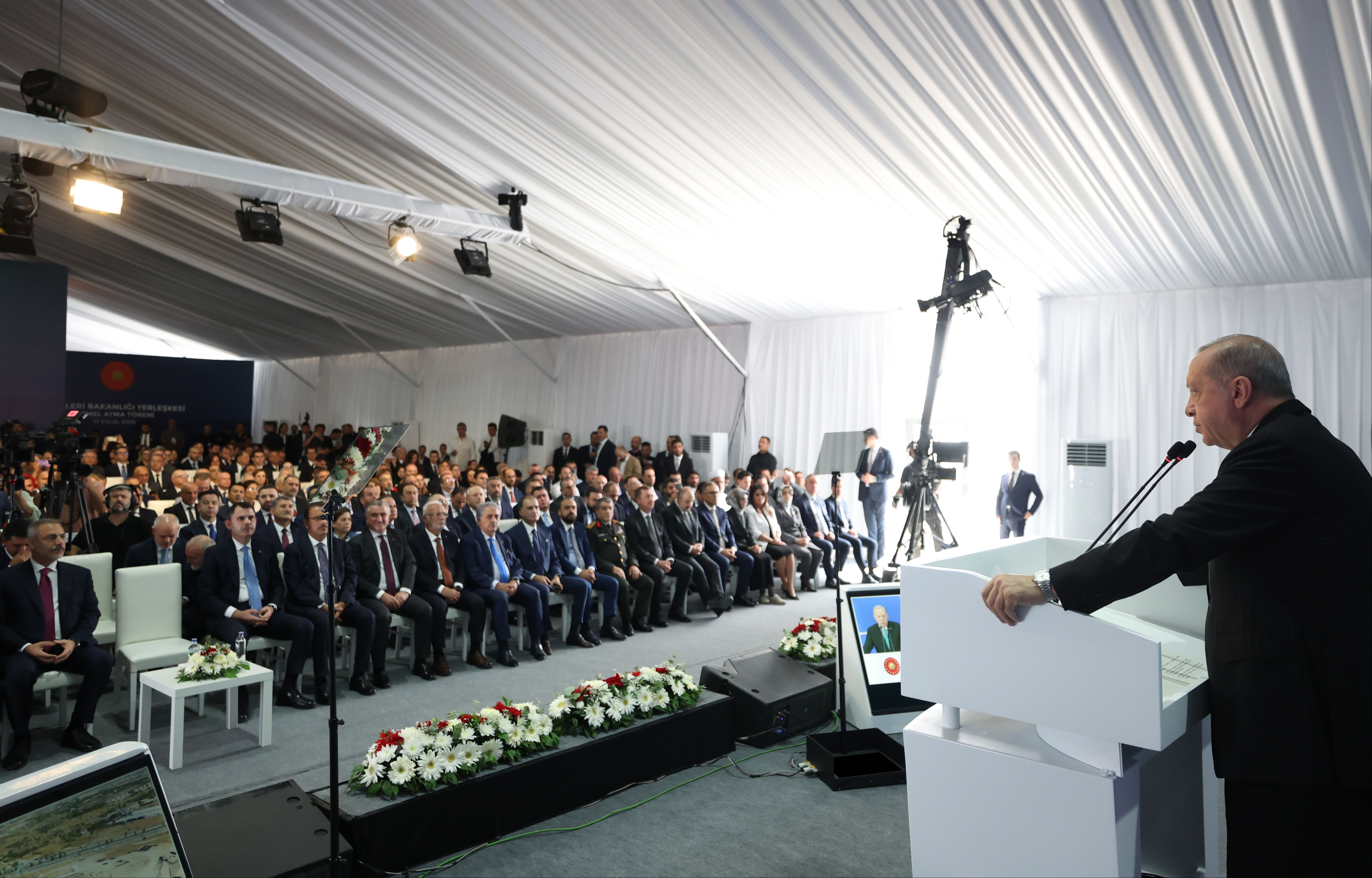 Erdoğan'dan Netanyahu'ya Kudüs cevabı: Hitler özentisi tiplerin kuyruk acısı belki de hiç geçmeyecek - 5. Resim