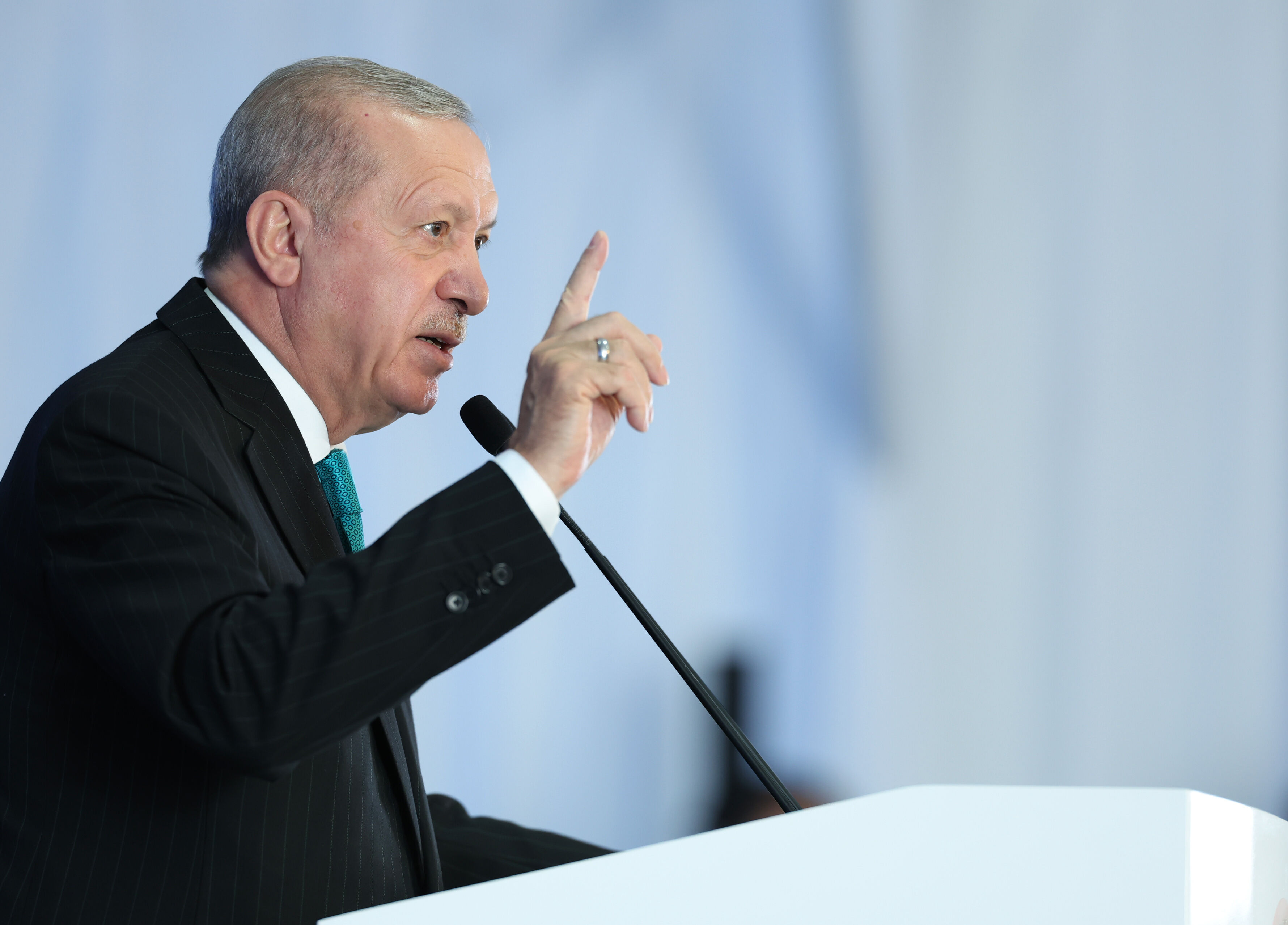 Erdoğan'dan Netanyahu'ya Kudüs cevabı: Hitler özentisi tiplerin kuyruk acısı belki de hiç geçmeyecek - 1. Resim