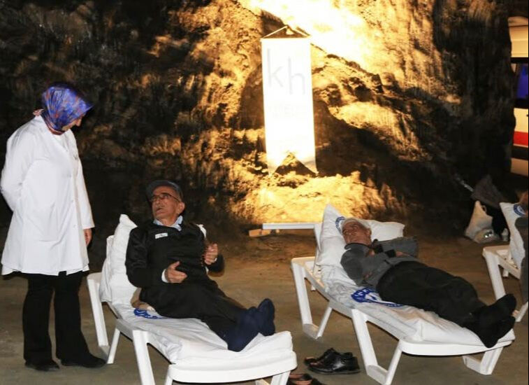 Hititler döneminden kalma! Yerin 150 metre aşağısında... Nefes alabilmek için geliyorlar - 1. Resim