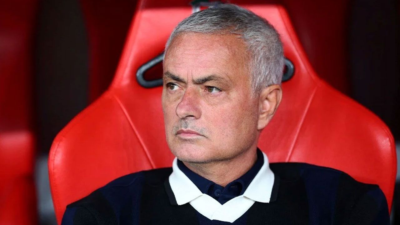  -Jose Mourinho yeni takımına imzayı atıyor