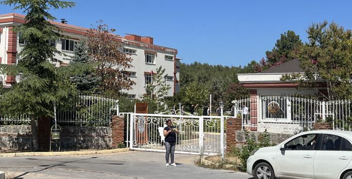 Tehlikeli şakaya kurban gidiyordu! 15 yaşındaki çocuk son anda kurtuldu Tehlikeli şakaya kurban gidiyordu! 15 yaşındaki çocuk son anda kurtuld - 5. Resim