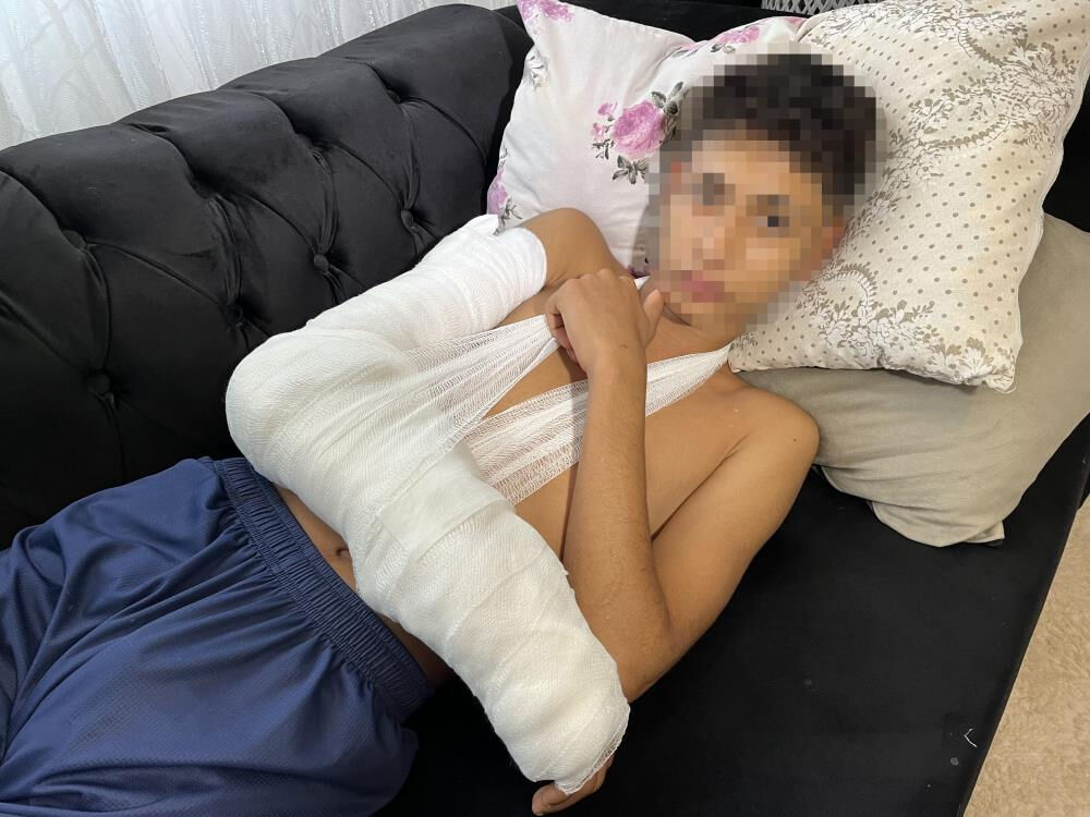 Tehlikeli şakaya kurban gidiyordu! 15 yaşındaki çocuk son anda kurtuldu Tehlikeli şakaya kurban gidiyordu! 15 yaşındaki çocuk son anda kurtuld - 1. Resim