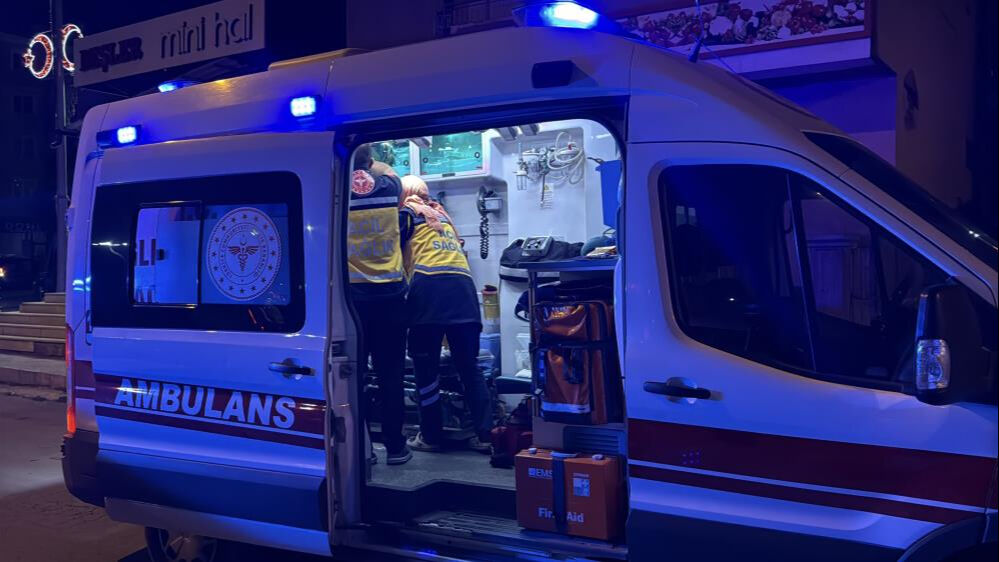 Araç içerisinde çakmak gazı patlaması: 3 çocuk yaralandı - 1. Resim