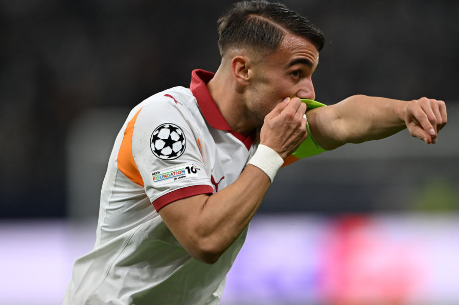 Galatasaray, Şampiyonlar Ligi'ne hezimetle başladı: Almanya'da tarihi yenilgi Canlı: Eintracht Frankfurt - Galatasaray maçı - 1. Resim