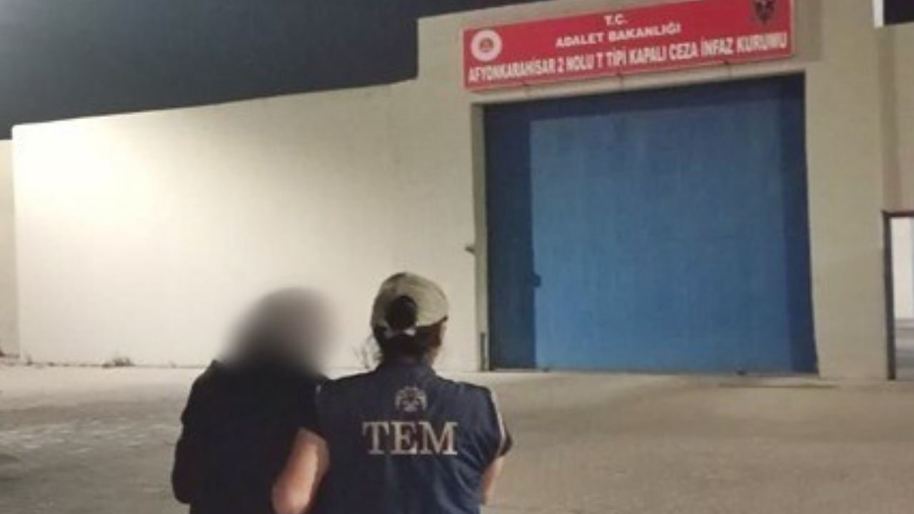 Hapis cezasıyla aranan FETÖ firarisi yakalandı - 1. Resim