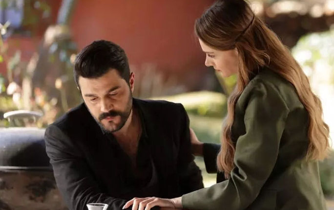 Hudutsuz Sevda ne zaman başlıyor, yeni sezon tarihi belli oldu mu? Hudutsuz Sevda 3. sezon için geri sayım - 2. Resim