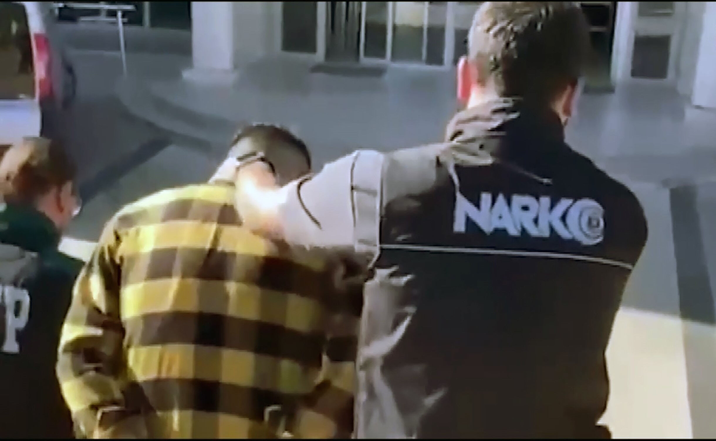 Muğla’da zehir tacirlerine darbe! Evden uyuşturucu bahçesi çıktı Muğla’da zehir tacirlerine darbe! Evden uyuşturucu bahçesi çıktı - 1. Resim