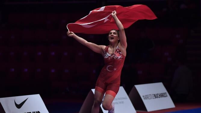 Nesrin Baş kimdir, kaç yaşında, nerelidir? Altın madalya için mindere çıkıyor - 3. Resim