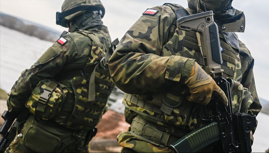 Rusya birkaç kez hava sahalarını ihlal etmişti! ABD'den Polonya'ya 780 milyon dolarlık Javelin füzesi satışı - 1. Resim