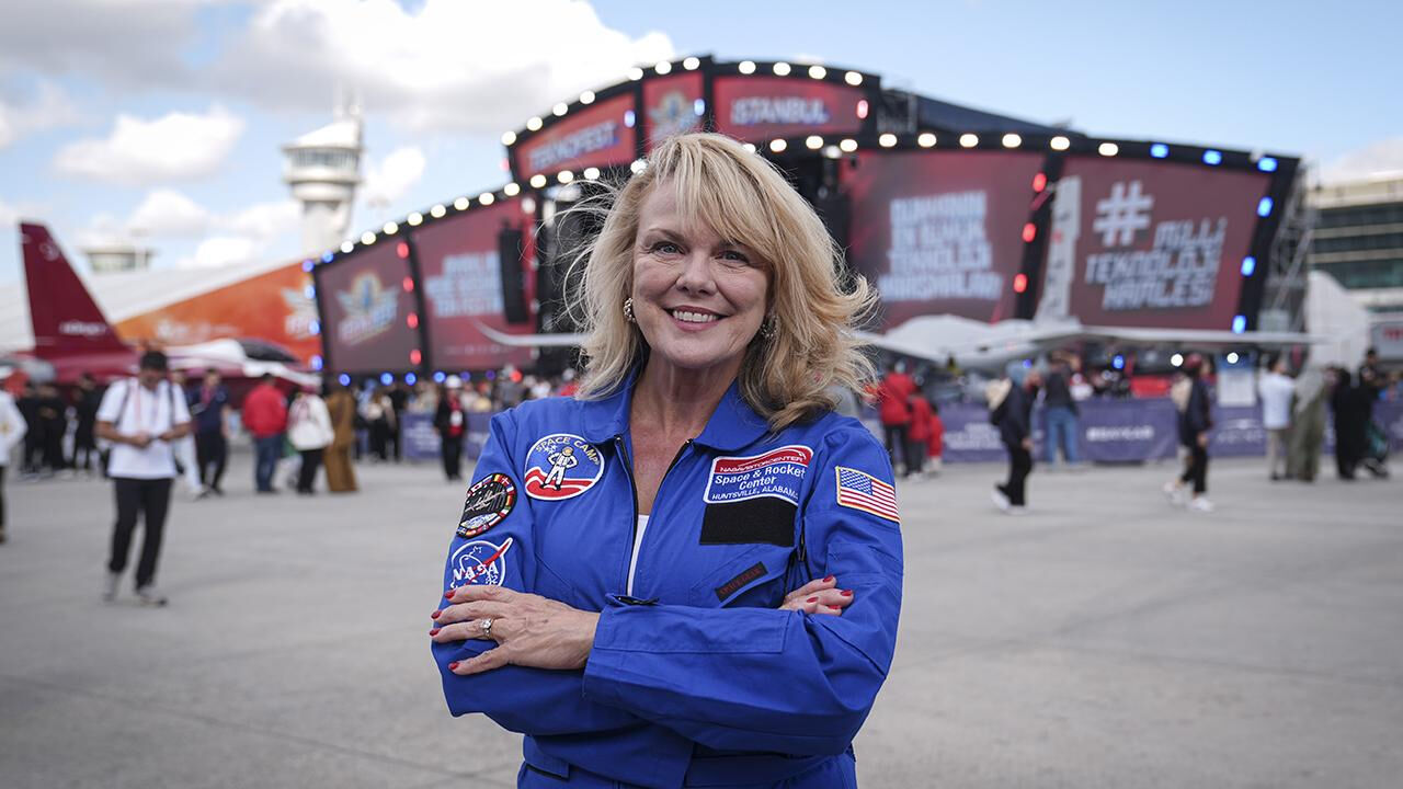 TEKNOFEST ikinci gününde! NASA eski yöneticisinden TEKNOFEST'e övgü dolu sözler - 9. Resim