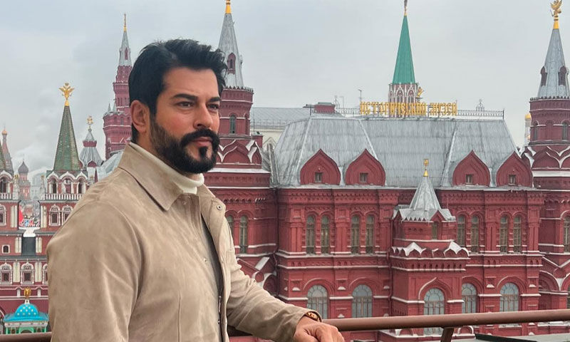 Burak Özçivit mal varlığını hızla nakde çeviriyor! ‘Ülkeyi terk ediyorlar’ iddiaları alevlendi - 2. Resim