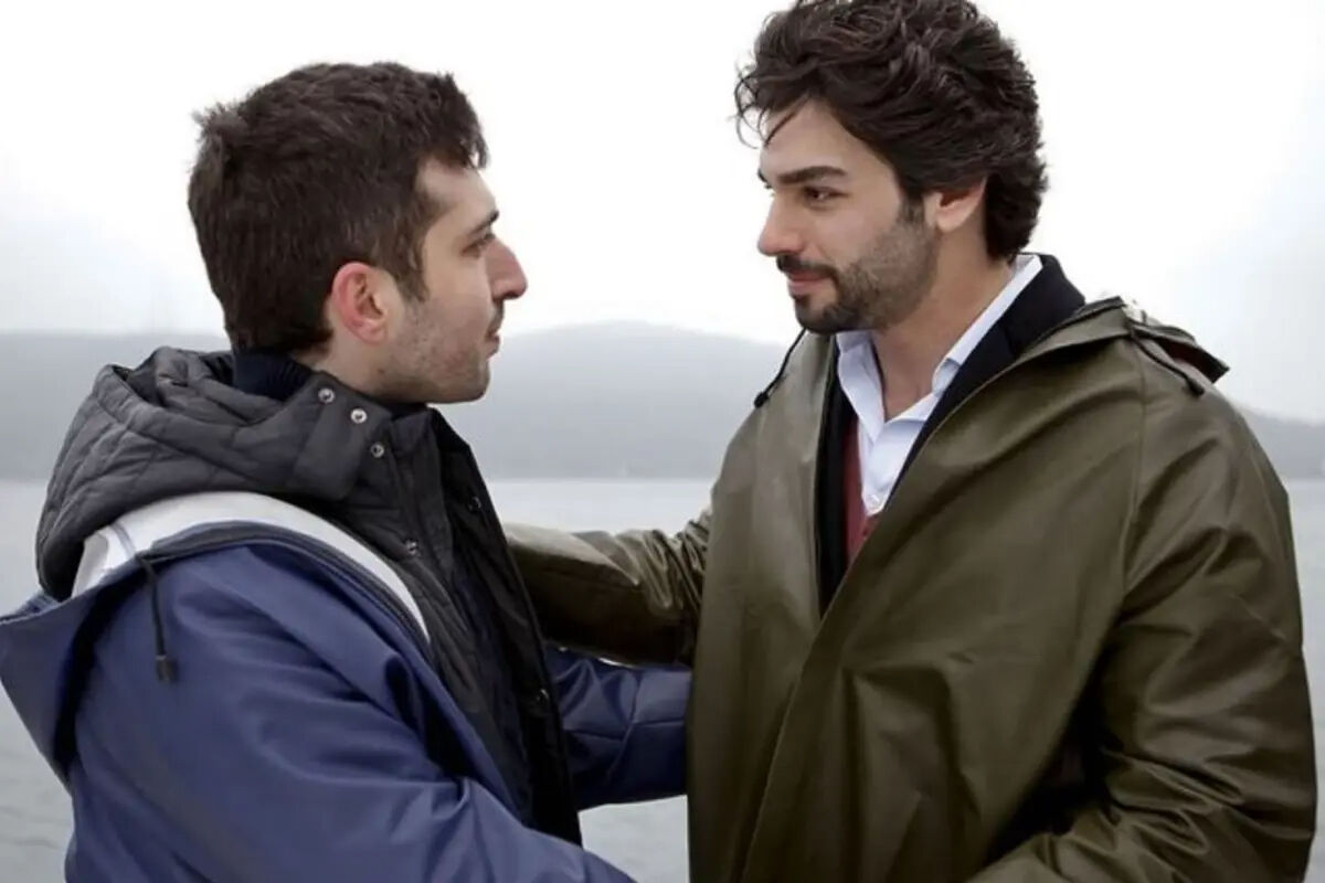 Emre Bulut kimdir, kaç yaşında, ne iş yapar? Hapsi isteniyor, suçu merak ediliyor Emre Bulut kimdir, kaç yaşında, ne iş yapar? Hapsi isteniyor, suçu merak ediliyor - 2. Resim