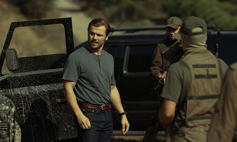 Oyuncu Tolga Sarıtaş’ın babalık heyecanı! Oğlunu kucağına aldı Oyuncu Tolga Sarıtaş’ın babalık heyecanı! Oğlunu kucağına aldı - 1. Resim