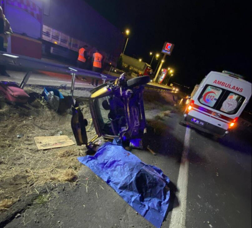 Aracın hurdaya döndüğü kazada 1 kişi hayatını kaybetti Aracın hurdaya döndüğü kazada 1 kişi hayatını kaybetti - 2. Resim