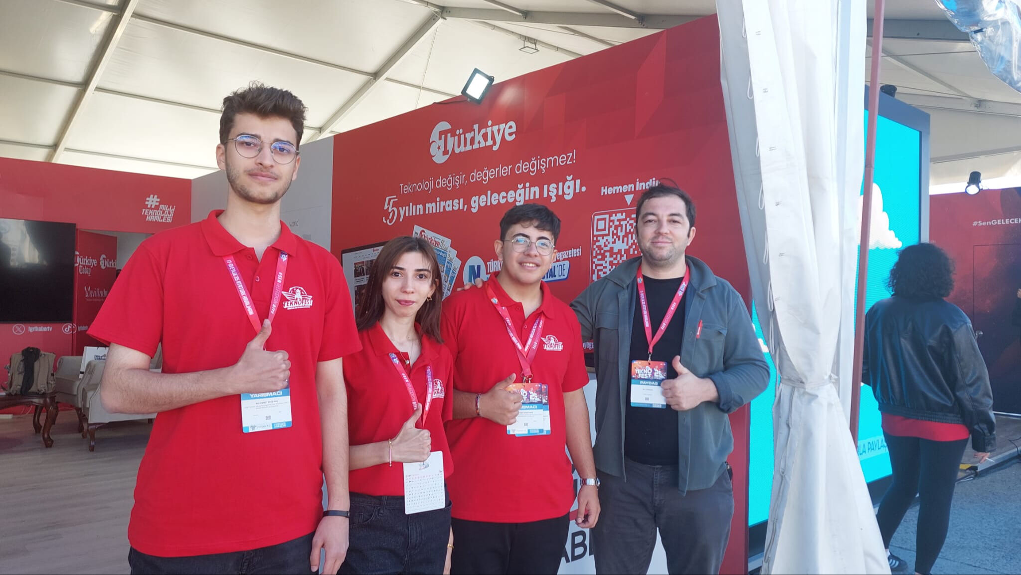 Çiftçinin ihtiyacını gençler çözdü! Tarım sektörüne kolaylık getirecek Çiftçinin ihtiyacını gençler çözdü! Birinci olan "Farmer AI" tarım sektörüne kolaylık getirecek - 1. Resim