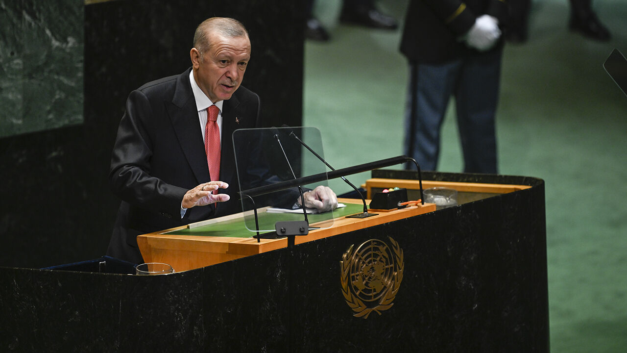 Cumhurbaşkanı Erdoğan, salı günü BM'de yine Filistin'in sesi olacak! Her bir konuşması gündem olmuştu Cumhurbaşkanı Erdoğan, salı günü BM'de yine Filistin'in sesi olacak! Her bir konuşması gündem olmuştu - 2. Resim