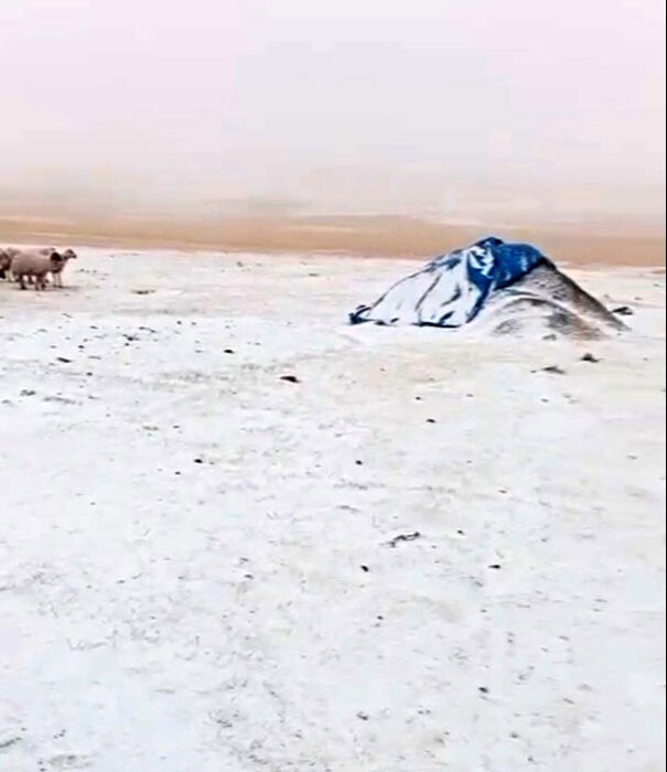 Eylül’de kar sürprizi! Köy halkını hem şaşırttı hem sevindirdi - 1. Resim