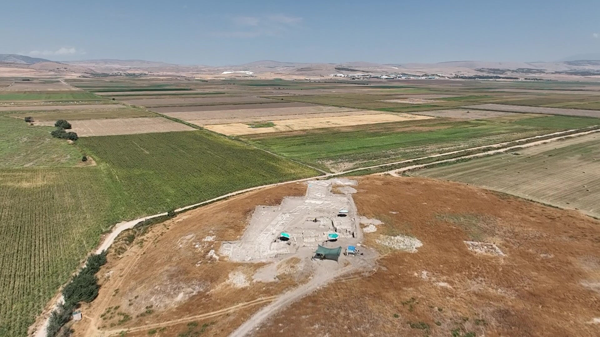 Oluz Höyük'te büyük keşif! Herodot'un bile bilmediği tapınak ortaya çıkarıldı Oluz Höyük'te büyük keşif! Herodot'un bile bilmediği tapınak ortaya çıkarıldı - 2. Resim