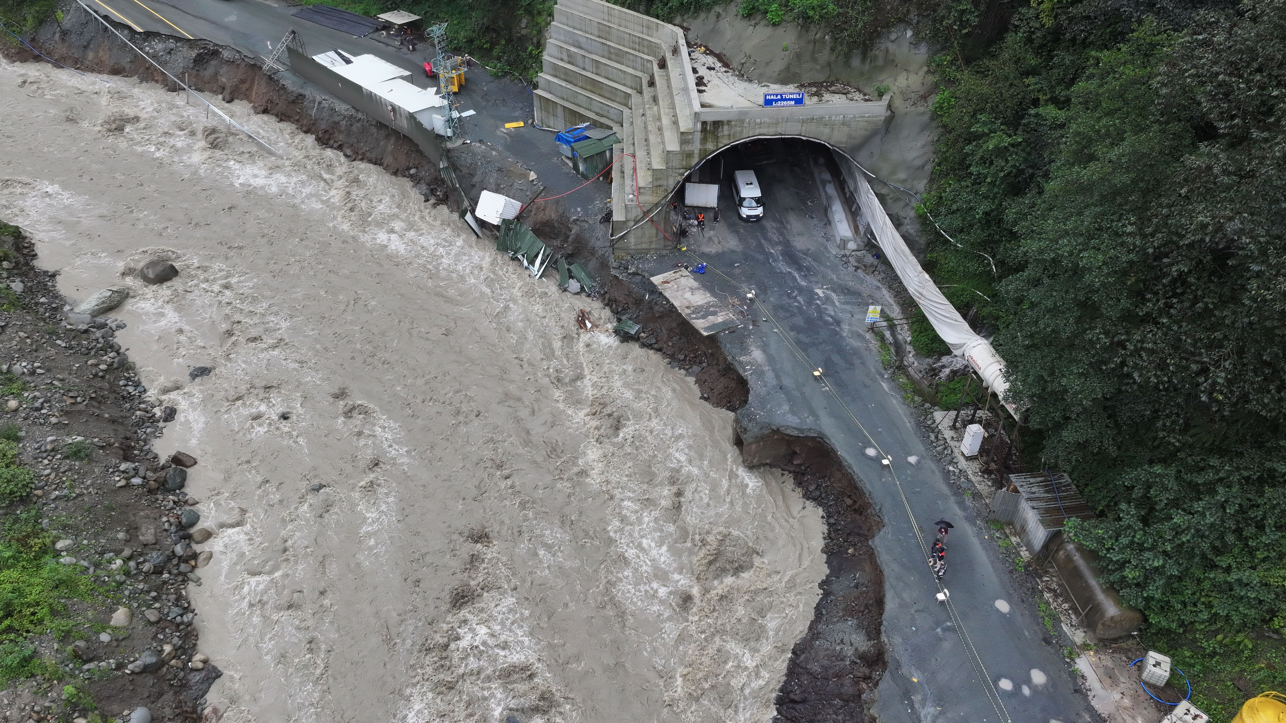 Rize'deki sel felaketinde son durum ne, can kaybı var mı? - 2. Resim
