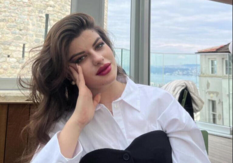 Ayşe Tokyaz cinayetinde yeni gelişme! 4 polis ve 1 güvenlik hakkında delil karartma iddiası Ayşe Tokyaz cinayetinde yeni gelişme! 4 polis memuru ve 1 güvenlik hakkında delil karartma şüphesi! - 3. Resim