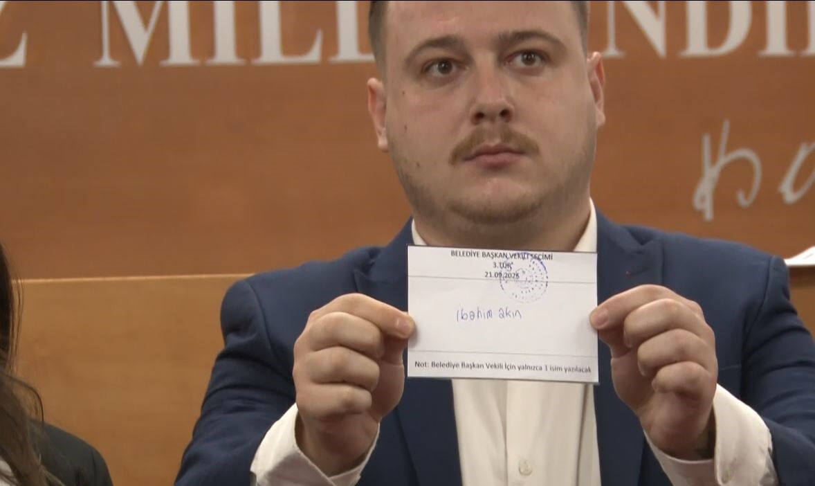 Başkanvekili seçiminde meclis karıştı! AK Parti, Bayrampaşa seçim sonucuna itiraz edecek Başkanvekili seçiminde meclis karıştı! AK Parti - 1. Resim