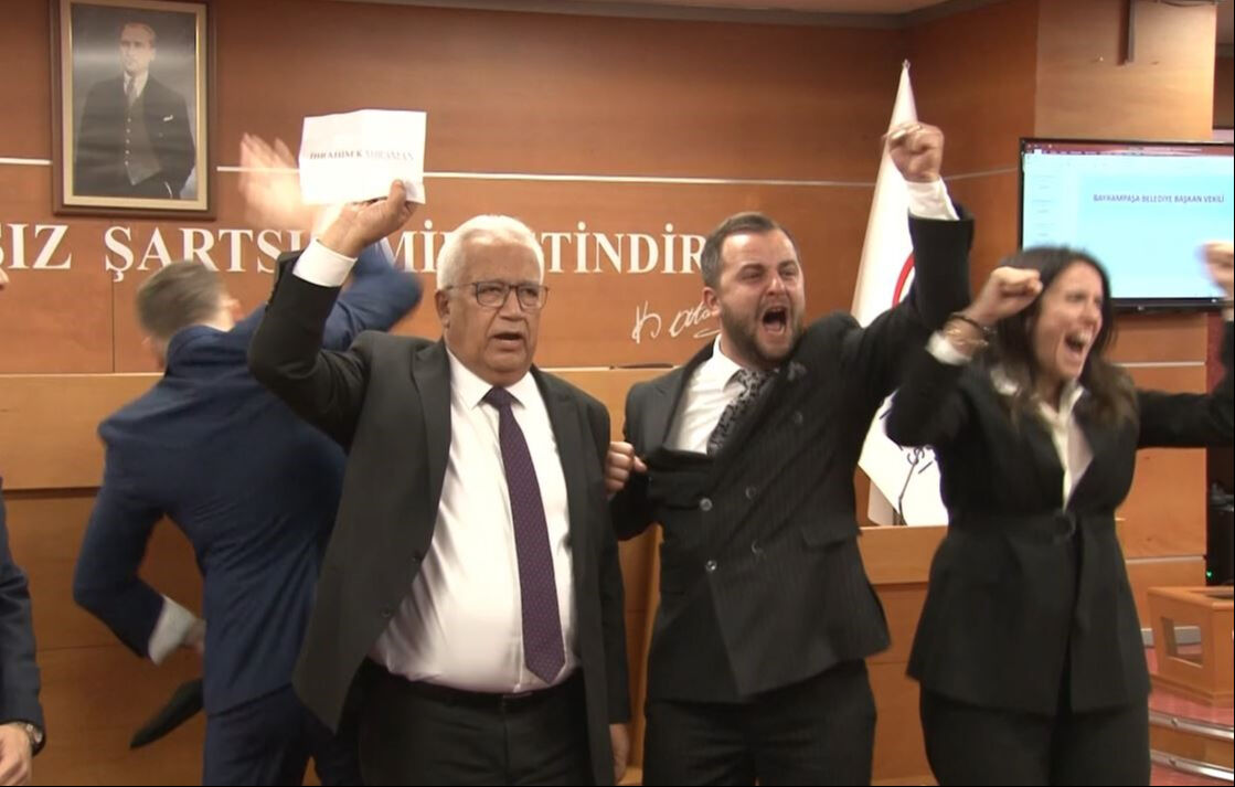 Başkanvekili seçiminde meclis karıştı! AK Parti, Bayrampaşa seçim sonucuna itiraz edecek Başkanvekili seçiminde meclis karıştı! AK Parti - 2. Resim