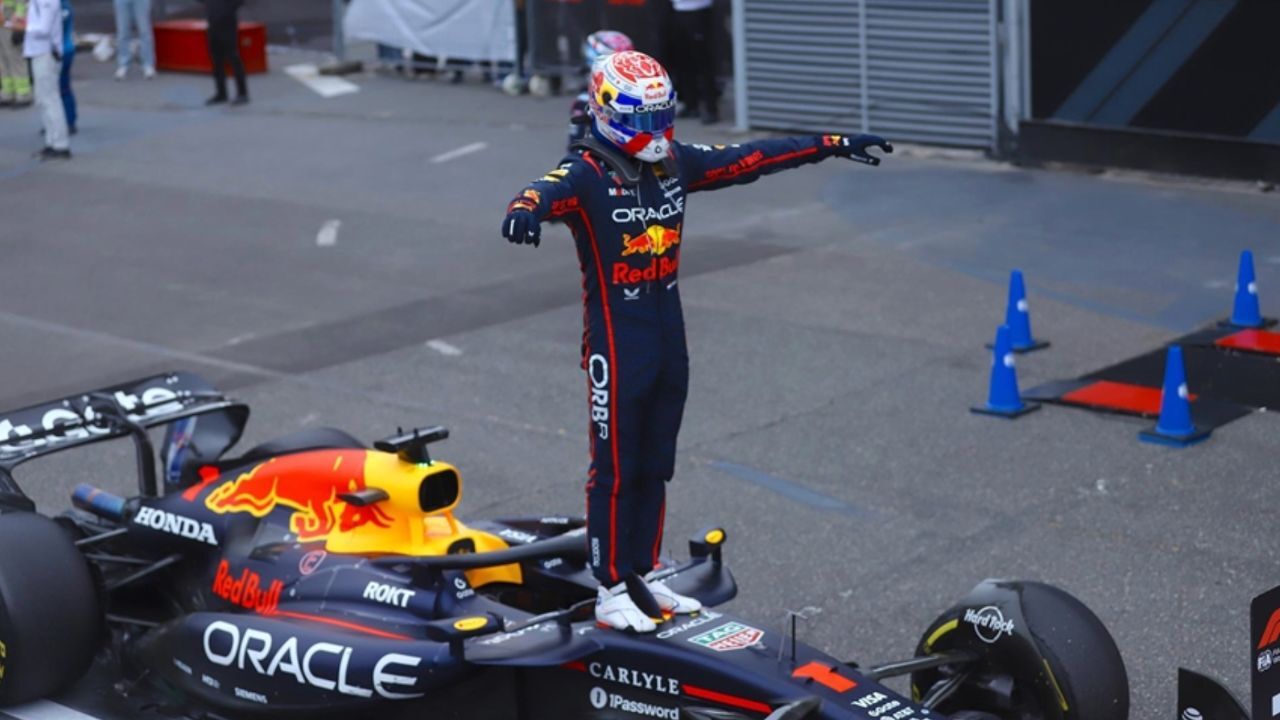 F1 yarışı kim kazandı? 21 Eylül Azerbaycan Grand Prix sonuçları F1 yarışı kim kazandı? 21 Eylül Azerbaycan Grand Prix sonuçları