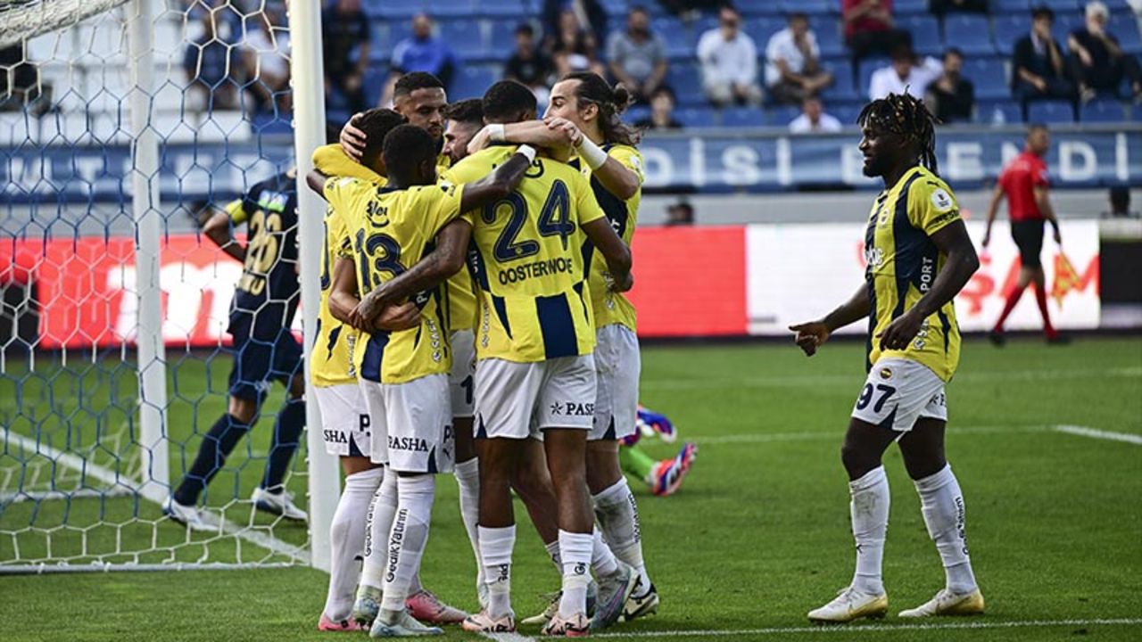 Kasımpaşa-Fenerbahçe ilk 11: Maçta kimler eksik, kimler oynayacak? Kasımpaşa-Fenerbahçe ilk 11: Maçta kimler eksik, kimler oynayacak?