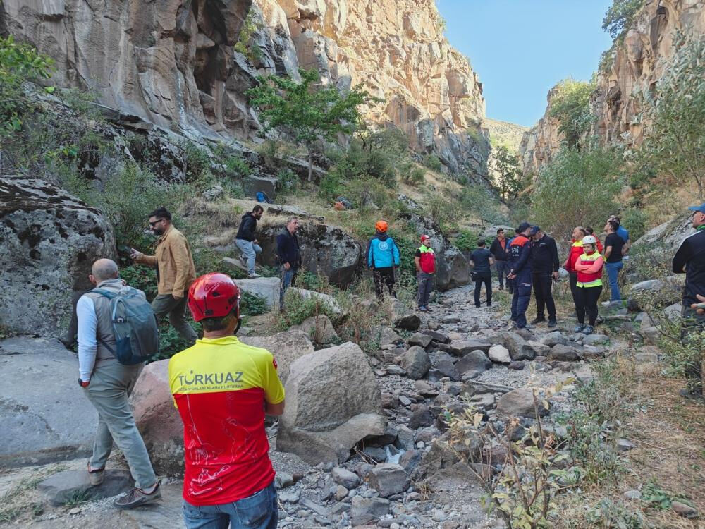 Kayseri'de acı olay! Bir grup dağcının tırmanışı arkadaşlarının feci ölümü ile son buldu Kayseri'de acı olay! Bir grup dağcının tırmanışı arkadaşlarının feci ölümü ile son buldu - 1. Resim
