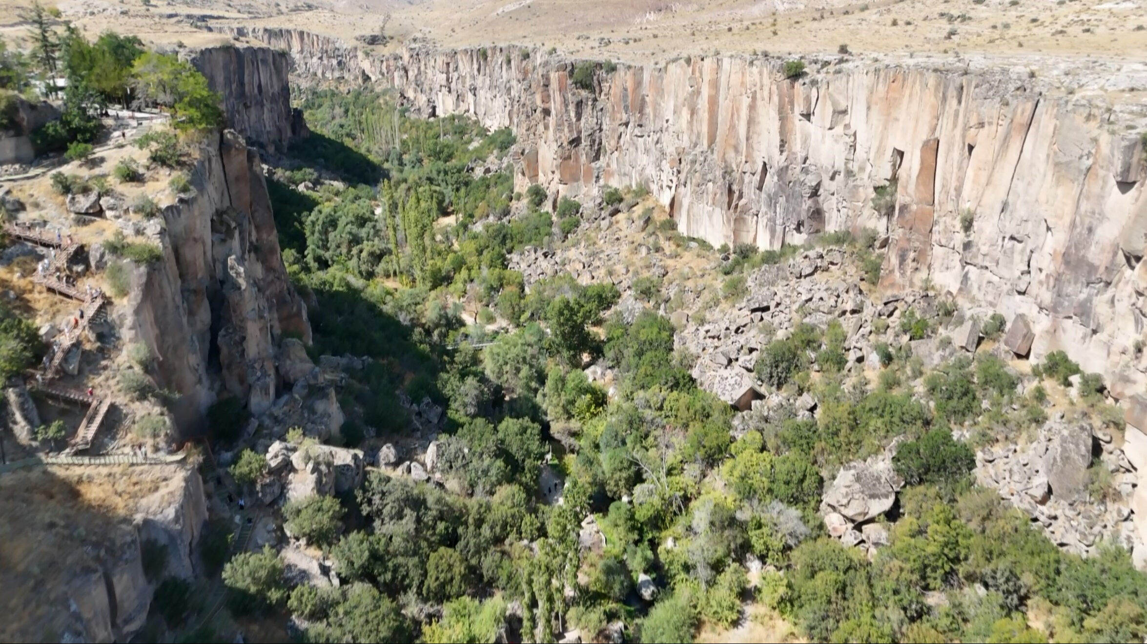 Yeşilin ve tarihin buluştuğu nokta! Ihlara Vadisi adeta açık hava müzesi Yeşilin ve tarihin buluştuğu nokta! Ihlara Vadisi adeta açık hava müzesi - 2. Resim