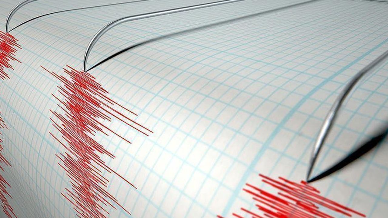 Balıkesir&#039;de korkutan deprem! Bölge beşik gibi...