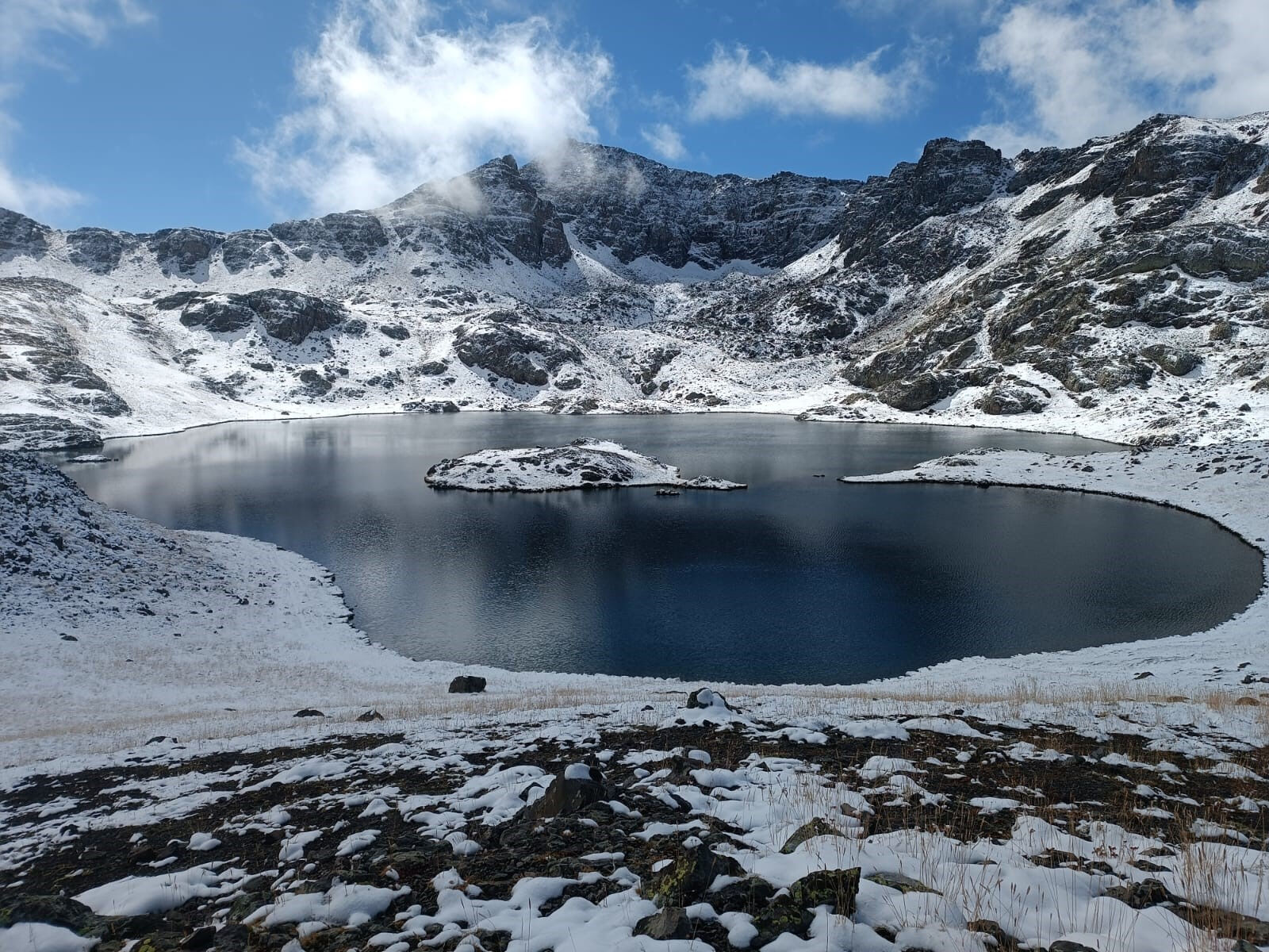 Eylül ayında karla mücadele! Yollar kapandı, vatandaşlar mahsur kaldı Eylül ayında karla mücadele! Yollar kapandı, vatandaşlar mahsur kaldı - 5. Resim