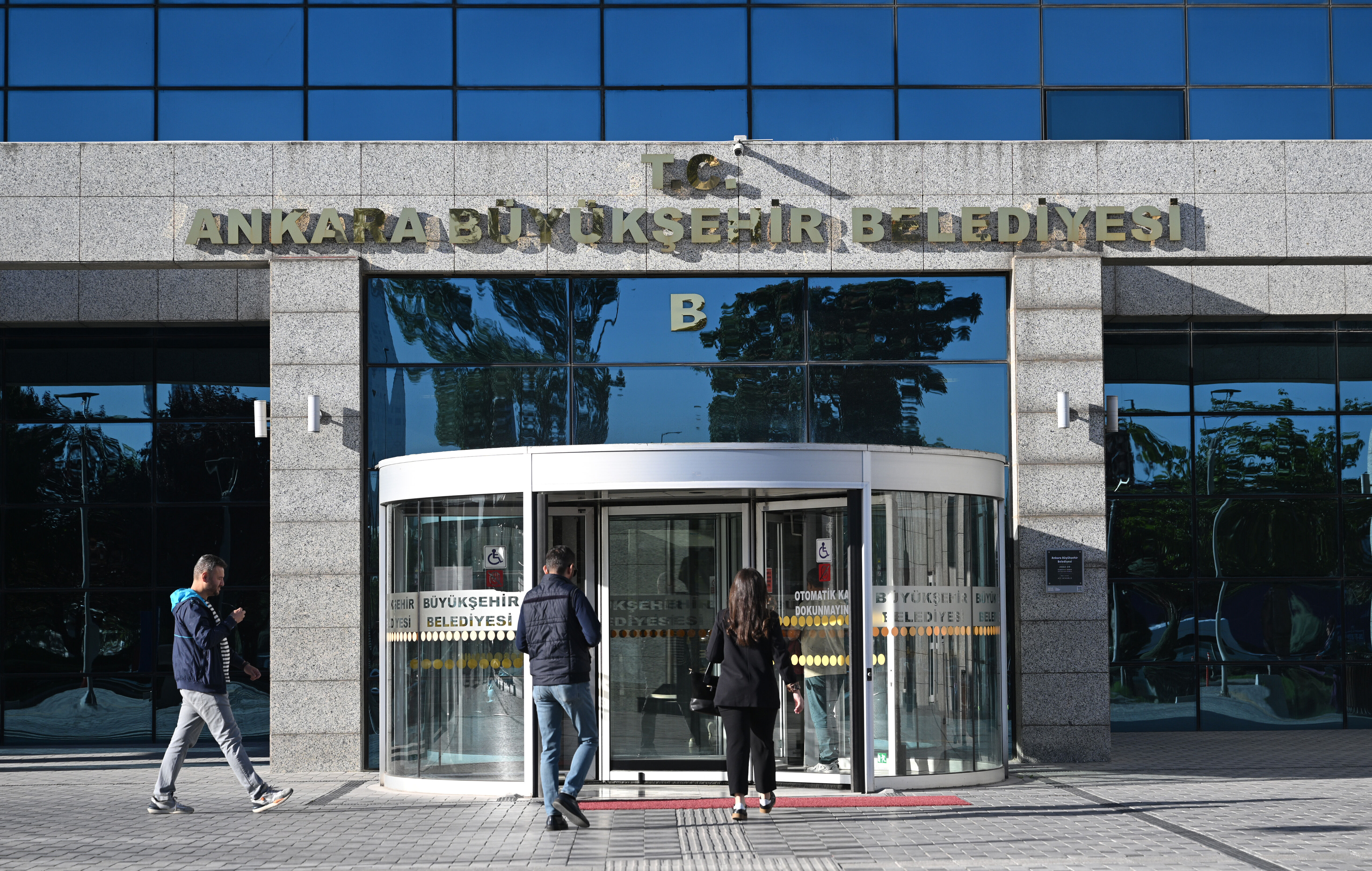 ABB'ye düzenlenen konser yolsuzluğu operasyonunun detayları! Belediye personelleri itirafçı olmuş ABB'ye düzenlenen konser yolsuzluğu operasyonunun detayları! Belediye personelleri itirafçı olmuş - 1. Resim